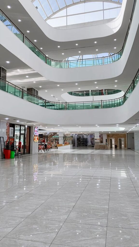 QLD Clean Pro Projects tile and grout cleaning service completed for a commercial property on the Gold Coast restoring tiled surfaces